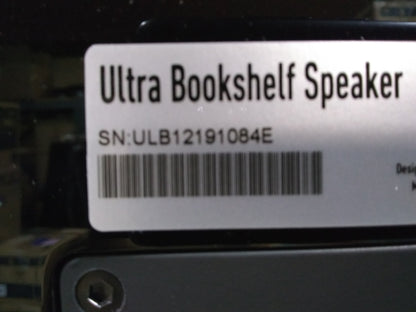 Ultra Bookshelf - Piano - Outlet - 1084