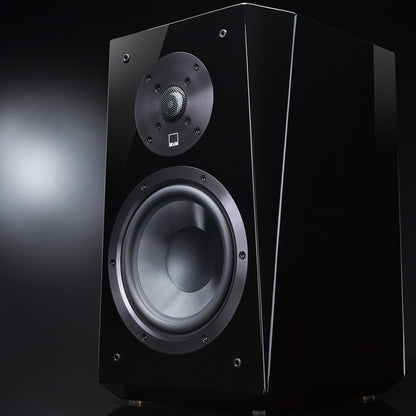 Bookshelf Speaker in Piano Gloss Black